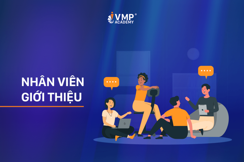 Ý tưởng đầu tiên để lấp đầy hồ nhân tài là nhờ nhân viên giới thiệu. 