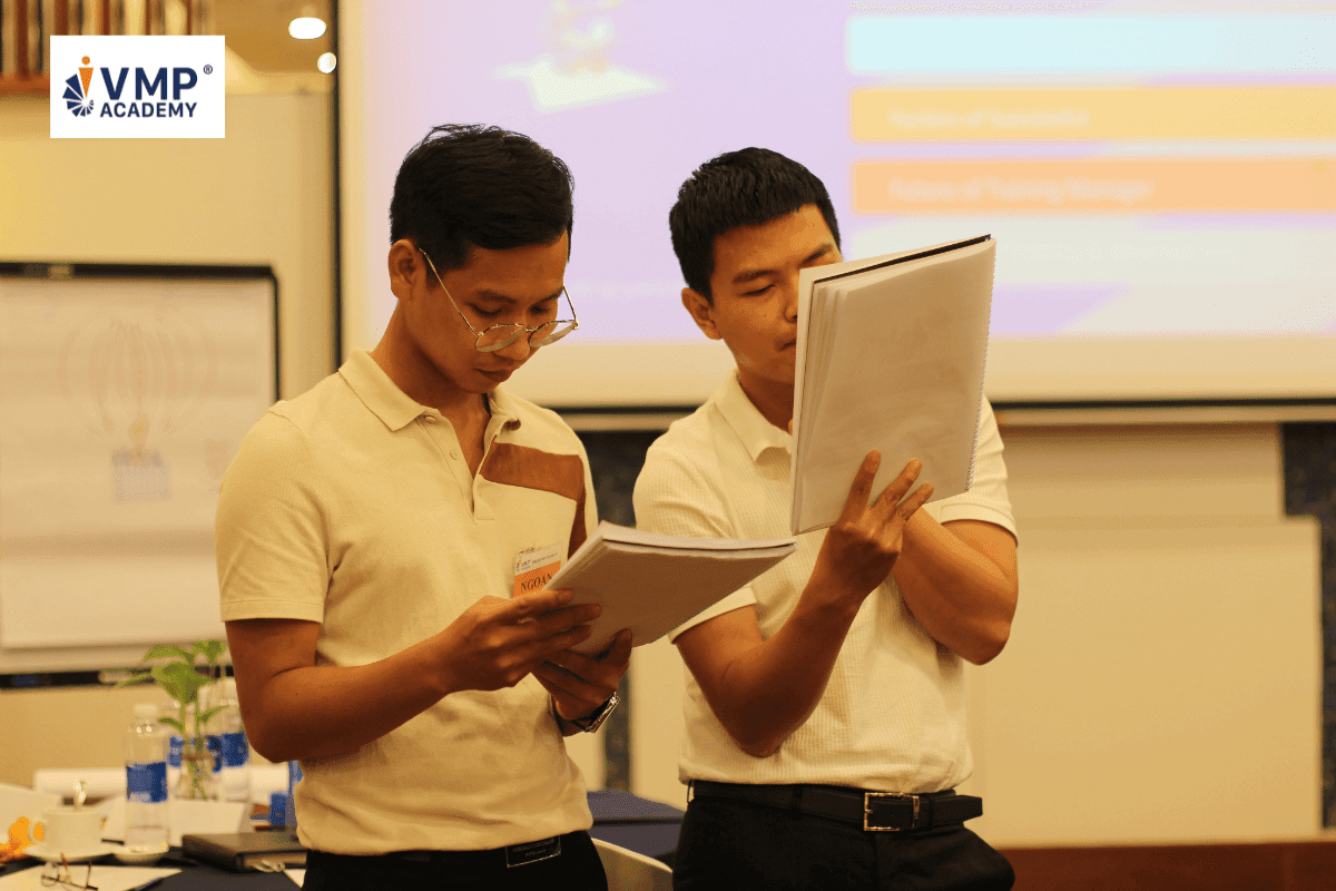 Ghép cặp thảo luận là phương pháp đầu tiên giúp bạn áp dụng active learning. Ghép cặp thảo luận là phương pháp đầu tiên giúp bạn áp dụng active learning.