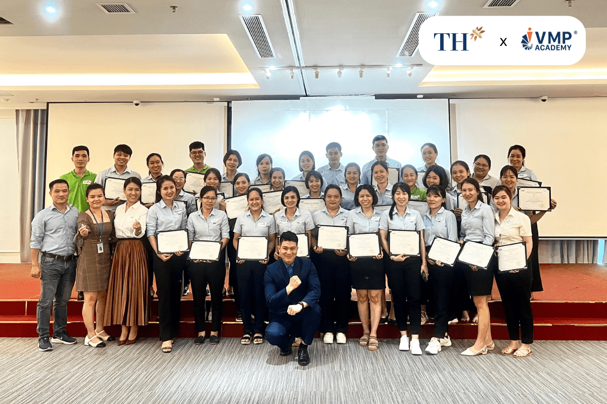 Tiếp tục đồng hành cùng Trainer Cao Văn Tài tại khóa dành cho TH Milk. Tiếp tục đồng hành cùng Trainer Cao Văn Tài tại khóa dành cho TH Milk.