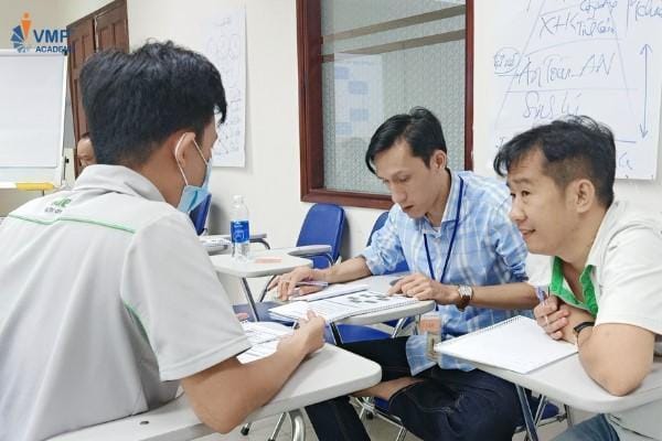 Đặt nhân viên làm trung tâm