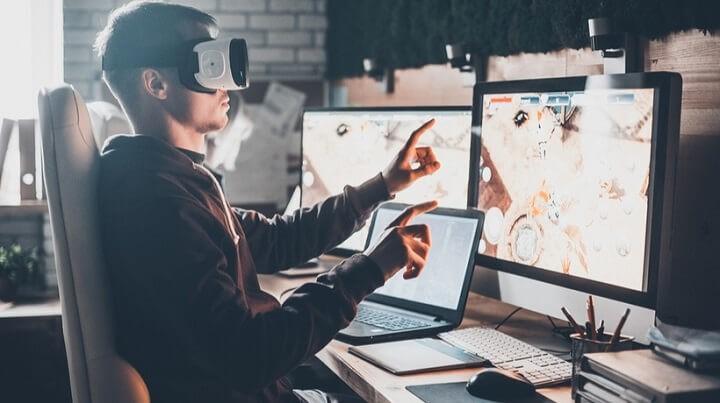 VR là công cụ học tập hàng đầu hiện nay