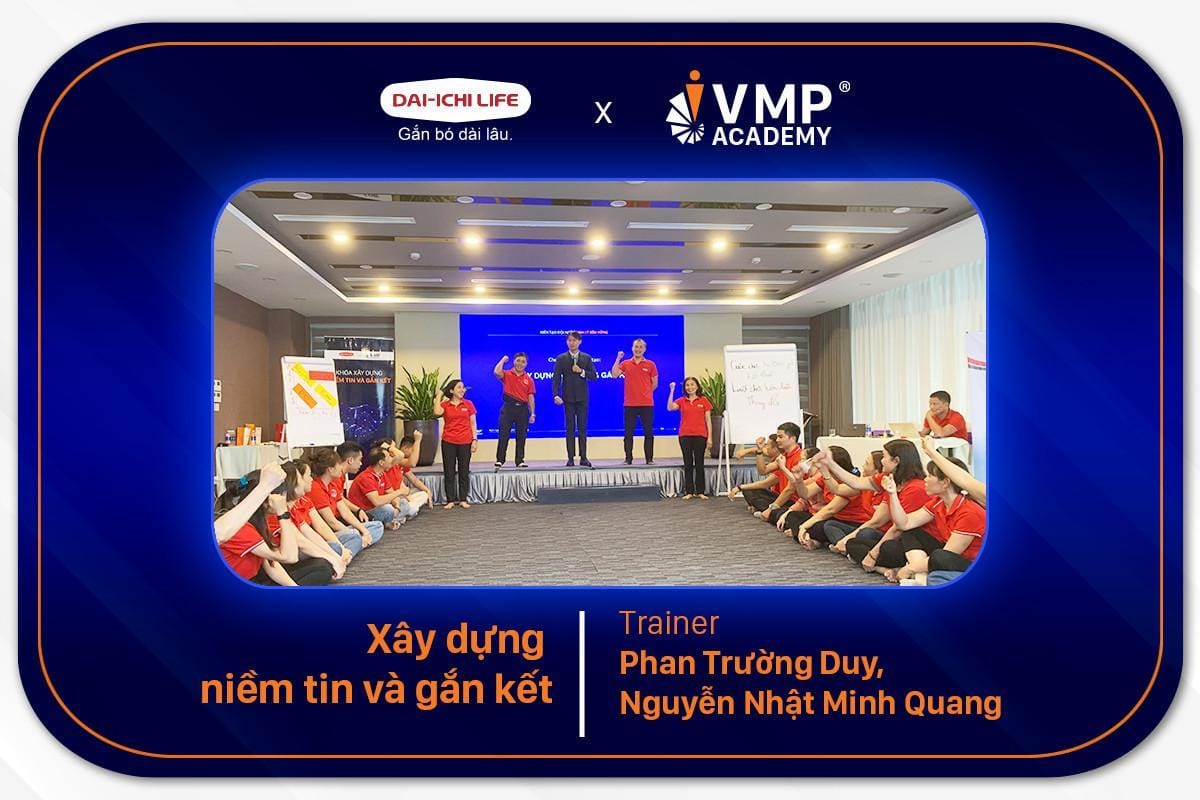 "Chốt" tuần với khóa Xây dựng niềm tin và gắn kết. "Chốt" tuần với khóa Xây dựng niềm tin và gắn kết.