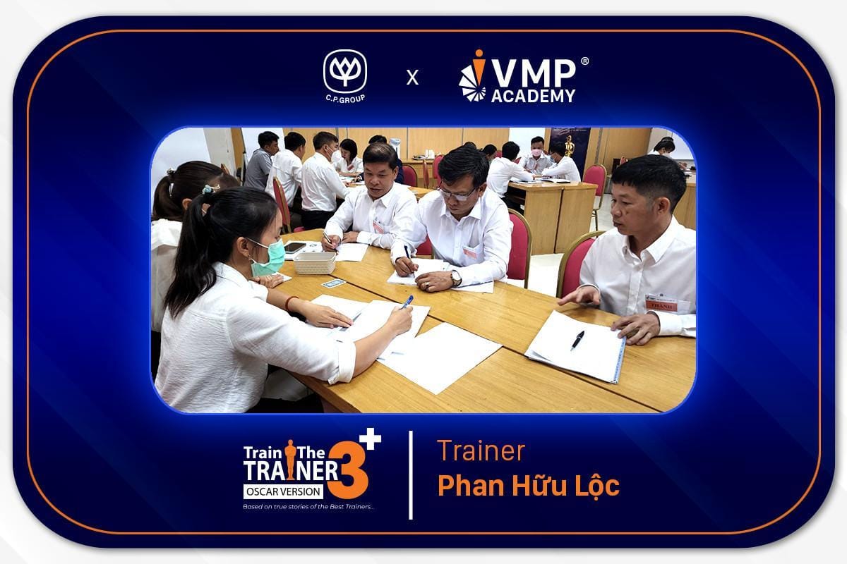 Khóa Train The Trainer 3+ giúp cải thiện kỹ năng thuyết trình cho quản lý CP Group. Khóa Train The Trainer 3+ giúp cải thiện kỹ năng thuyết trình cho quản lý CP Group.