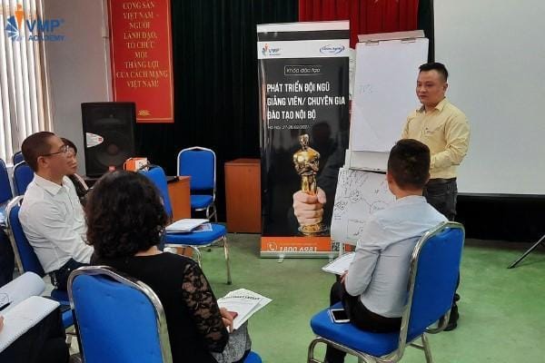 Đào tạo kỹ năng dẫn giảng thông qua việc thực hành