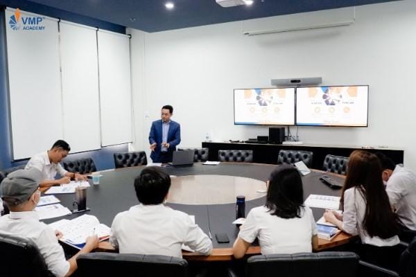 Dự án “Leadership For Growth”