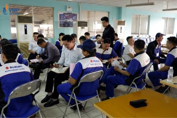 Giao tiếp từ những điều cơ bản