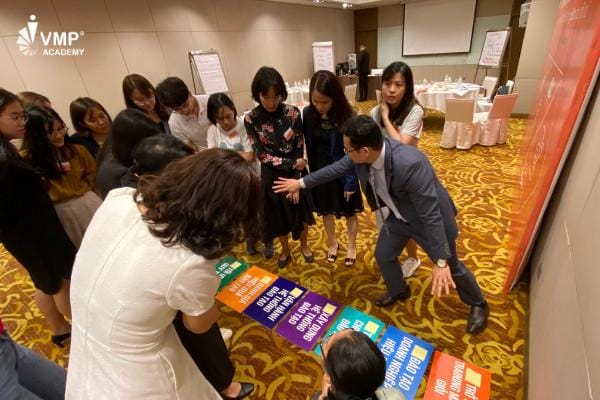 Các hoạt động không ngừng được tổ chức tại khóa học.
