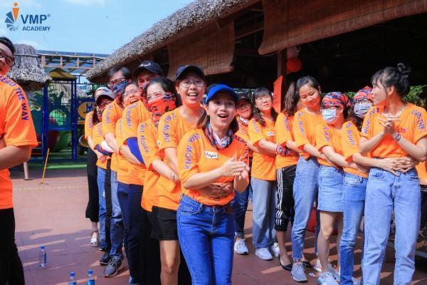 Hoạt động sôi nổi của Học viên HR&Training Bootcamp “Kẻ tái sinh phượng hoàng”