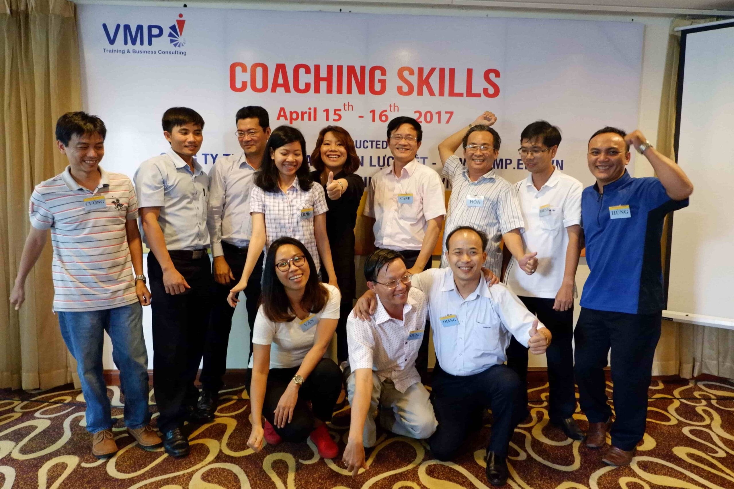 huấn luyện và kèm cặp nhân viên