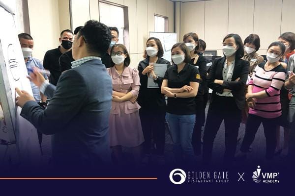 Kỹ năng huấn luyện nhân viên đầu tiên: Điều phối và dẫn dắt. Kỹ năng huấn luyện nhân viên đầu tiên: Điều phối và dẫn dắt.