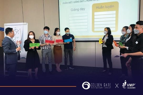 Kỹ năng phản hồi tích cực quyết định hiệu quả của buổi huấn luyện. Kỹ năng phản hồi tích cực quyết định hiệu quả của buổi huấn luyện.