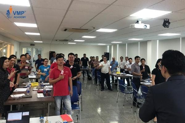 Giao tiếp nội bộ Giao tiếp nội bộ