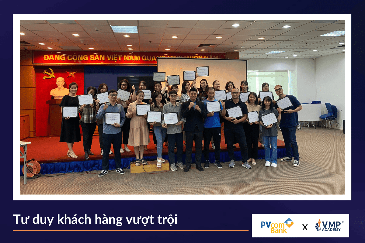 Đồng hành cùng PVcomBank trong khóa tư duy khách hàng vượt trội. Đồng hành cùng PVcomBank trong khóa tư duy khách hàng vượt trội.