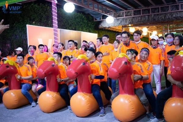 Hoạt động Team Building
