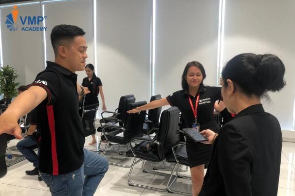 Các học viên tham gia hoạt động