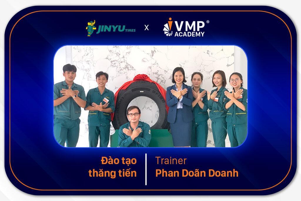 Đồng hành cùng Trainer Phan Doãn Doanh trong khóa Đào tạo thăng tiến.